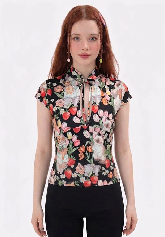 Top Estilo Japonés keyhole | Gato vintage y Fresas estilo y2k harajuku