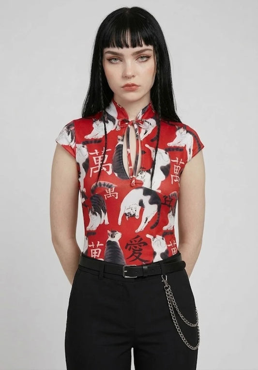 Top Estilo Japonés keyhole | Gatos oriental rojo estilo y2k harajuku
